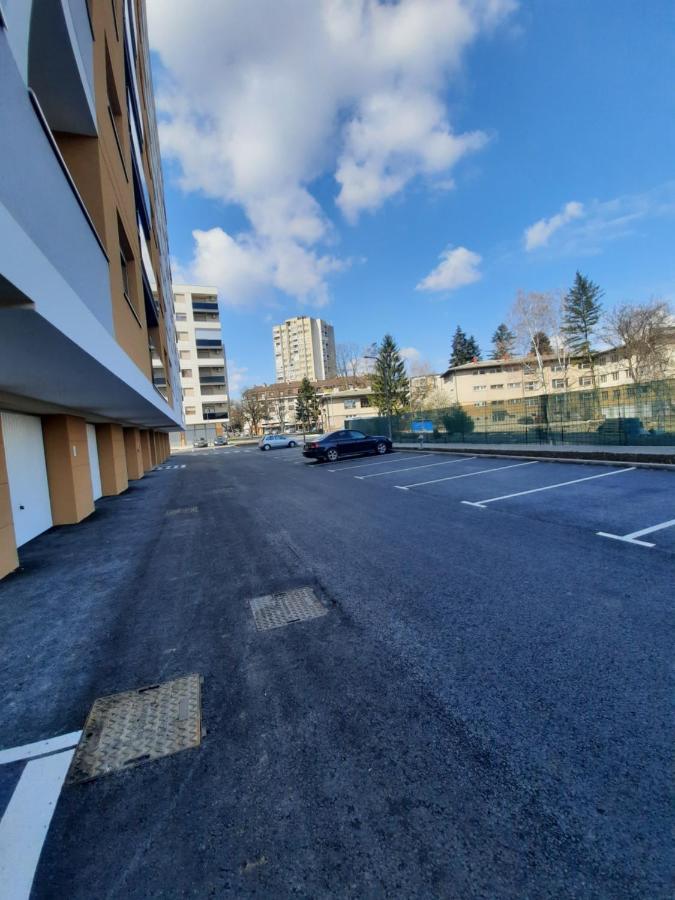 Apartman Tami Doboj Luaran gambar